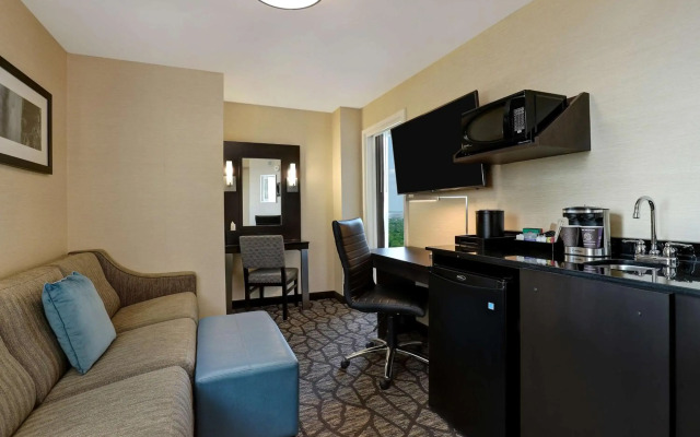Embassy Suites by Hilton Niagara Falls Fallsview