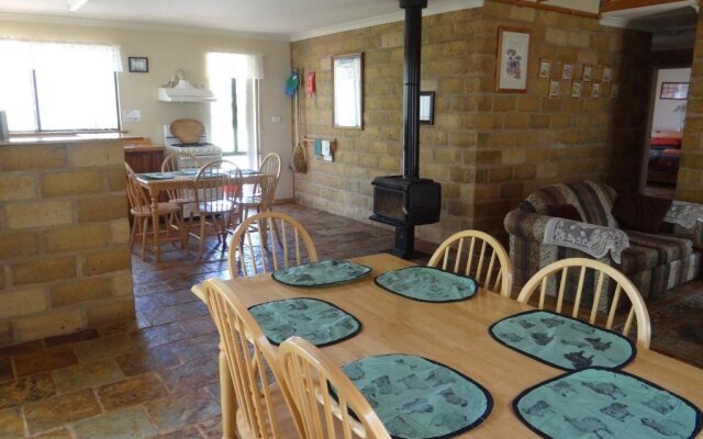 Cinnamon Coloureds Farm Cottages