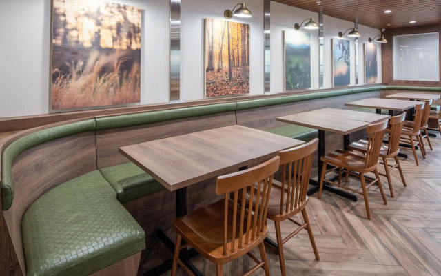 Fairfield Inn & Suites by Marriott Anaheim Los Alamitos