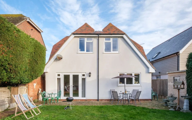 Whitstable's Beachcombers, Sleeps 10, Dog Friendly