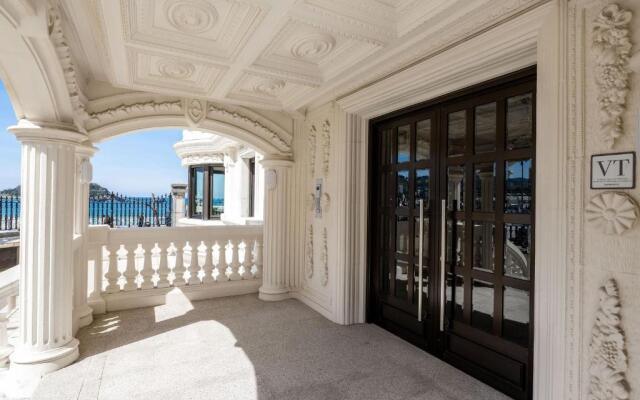 Belle Epoque on the Seafront