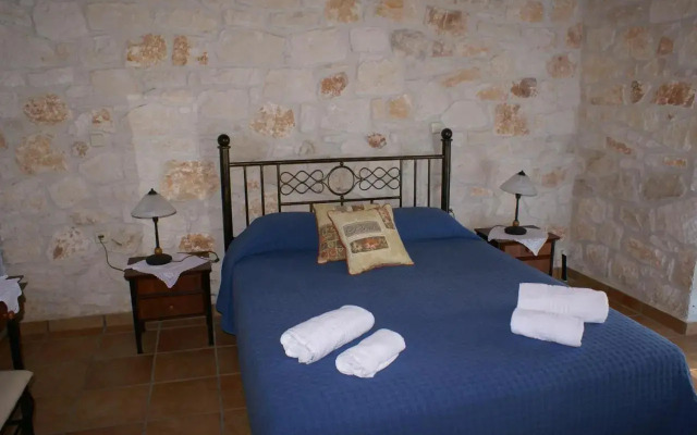 Lithos stone house (Ionio holidays)