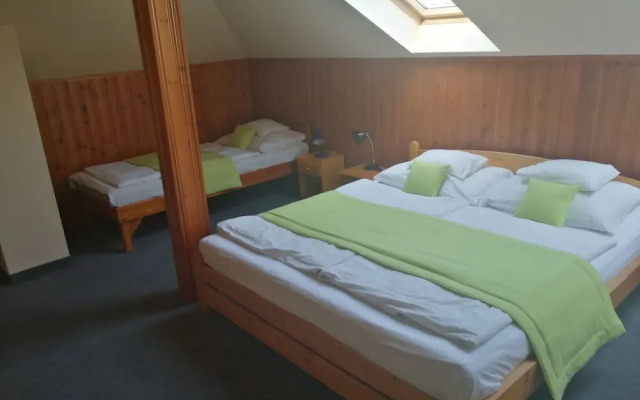 Hotel Hajnal