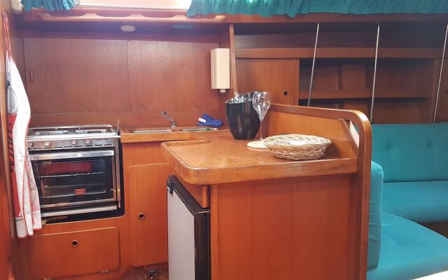 B & Boat Cetara and Travel