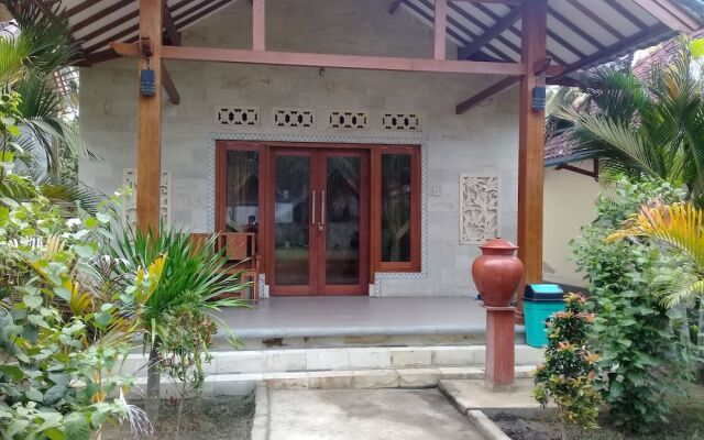 Pelangi Cottage and Bar