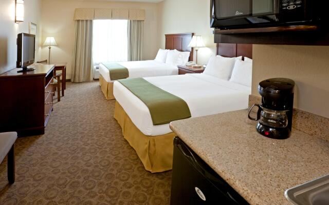 Holiday Inn Express & Suites Dallas Southwest-Cedar Hill