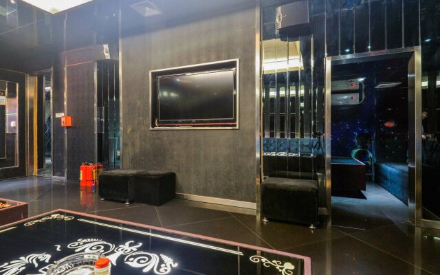 Gangrun East Asia Hotel