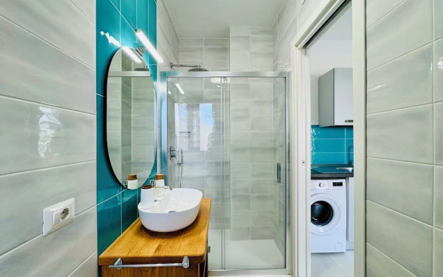 YourHome - Blu Jade House