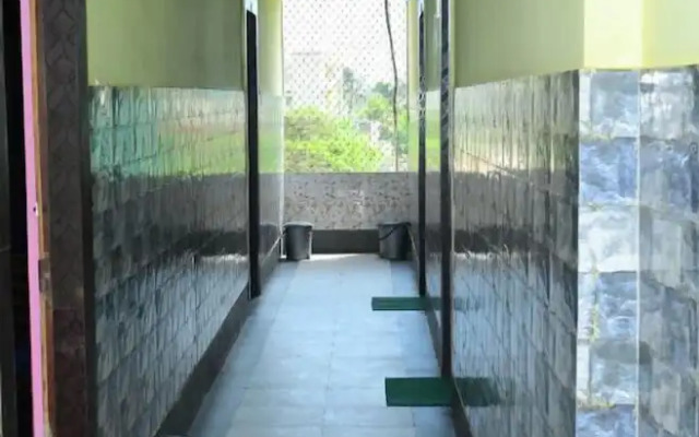 DhamStay Hotel Padoshi Near Beach Puri