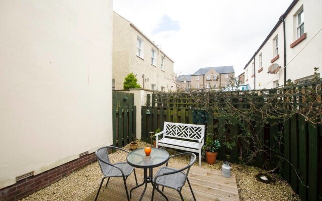 Quiet N. Berwick Holiday Home w/ Free Parking