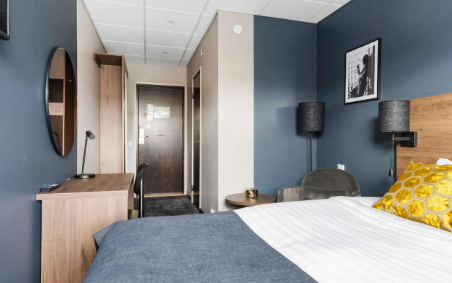 Best Western Nya Star Hotel