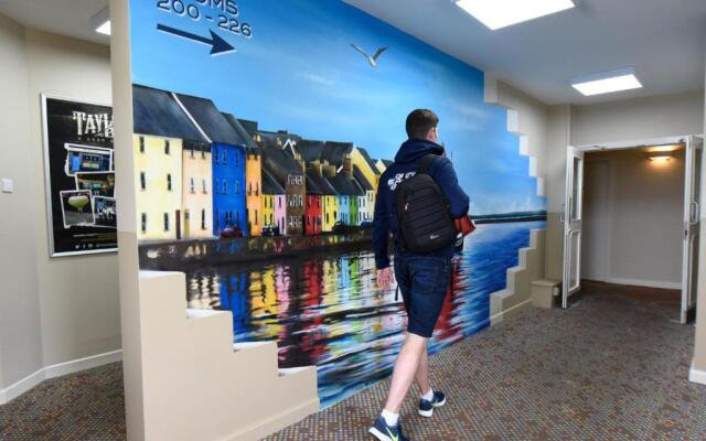 Kinlay Hostel Galway