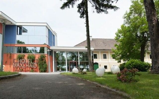Hotel Maxlhaid