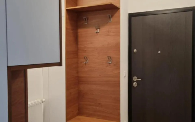 Modern 4-Star luxury apt - WFH Ready, Free Parking