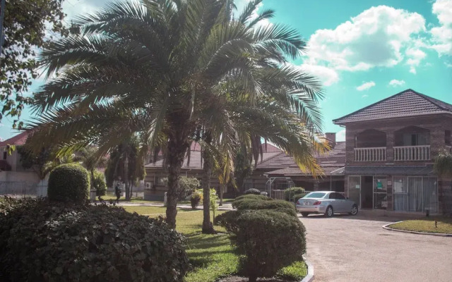 Tecla Lodges