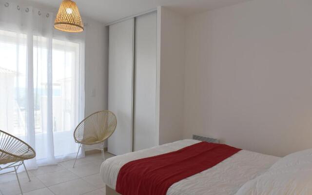 Residence Marina di Bravone - appartement 8 personnes RDC N5-6