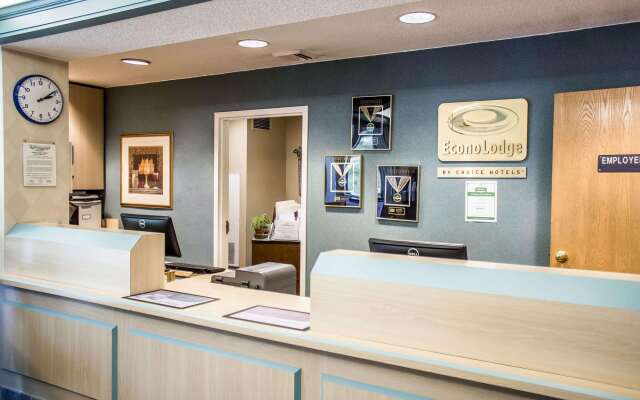 Econo Lodge Meadville