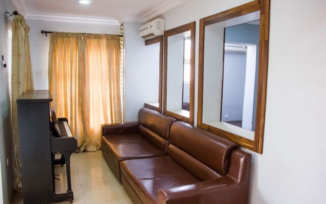 Kaft Hotels and Lounge