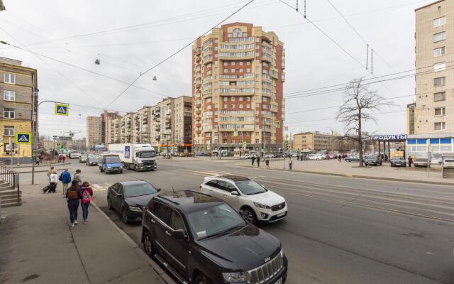 Apartments on Marshal Govorov street 12