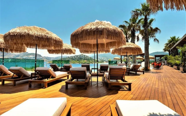 Gala Suites & Villas