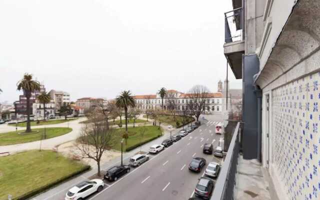 Boutique Rentals - Republica's Garden Studio with views