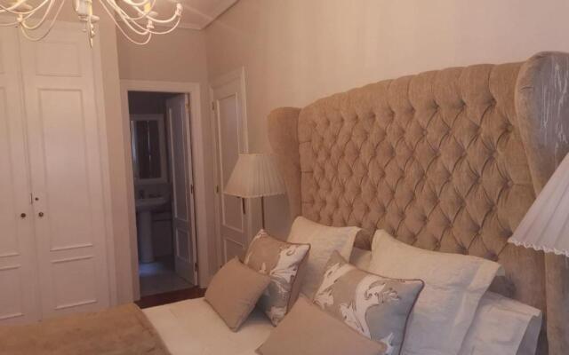 Habitación con baño privado en Bilbao