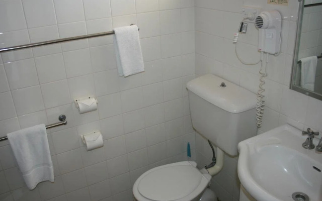 The Plains Motor Inn