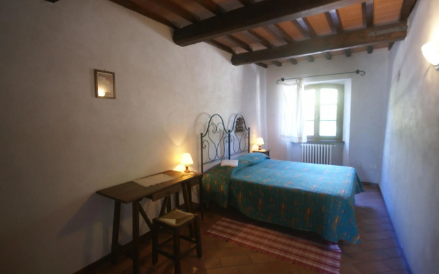 Spacious Holiday Home in Montone