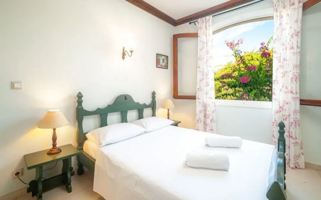 La Belle Villa - Family Retreat Magnificent View