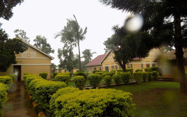 Green Garden Hotel