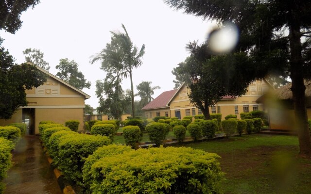 Green Garden Hotel