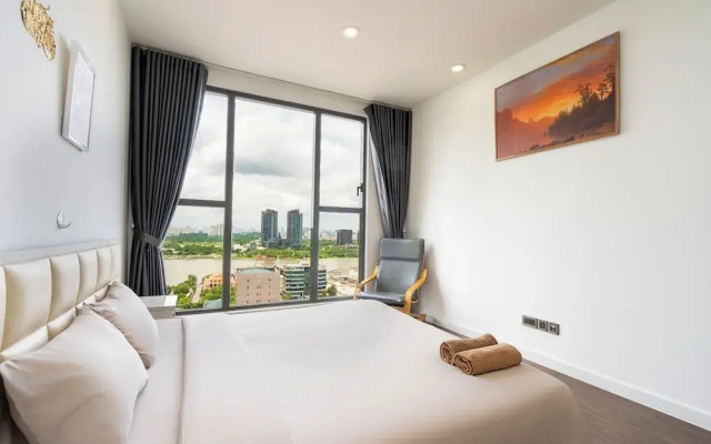 KYN Apartment SaiGonRoyal Luxury near D1