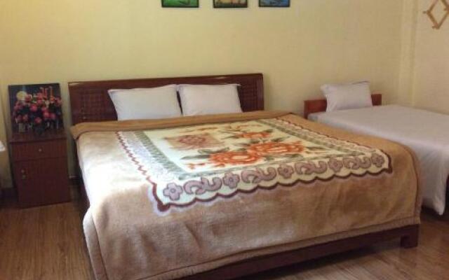 Authentic Family Homestay