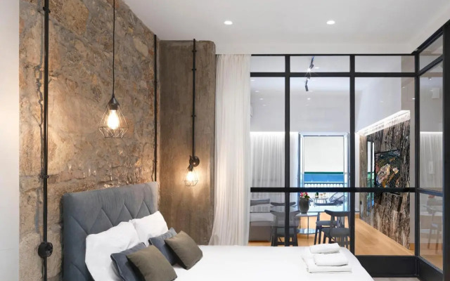 5 star lux suite in Kolonaki.