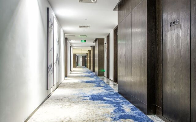 H-Life Hotel Qian Hai Branch