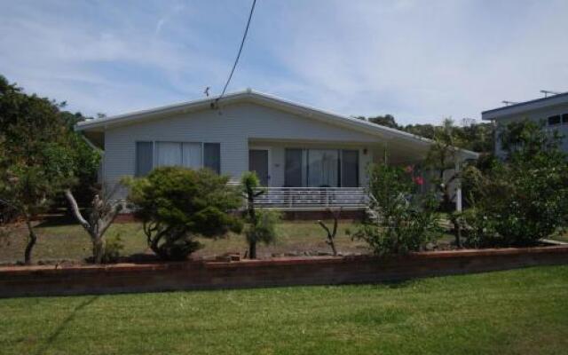 Billy's on Main, 44 Main Street