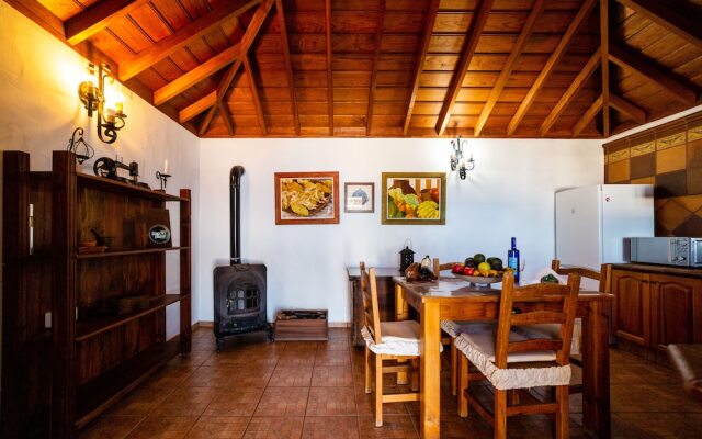 Casa Rural La Capellana by Isla Bonita