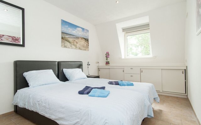 Spacious Villa in Akersloot North Holland With Sauna