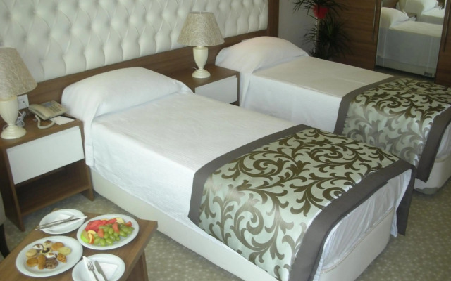 Esila Hotel