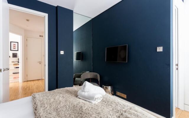 NEW Stunning 5BD Kensington House