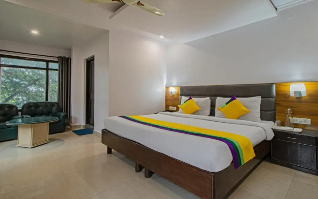 Hotel Peak View, 300 Mts From Mall Road