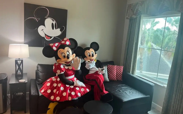 Free Parking Disney Shuttle