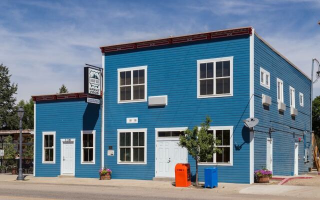 HiWay 40 Grill and Lodge