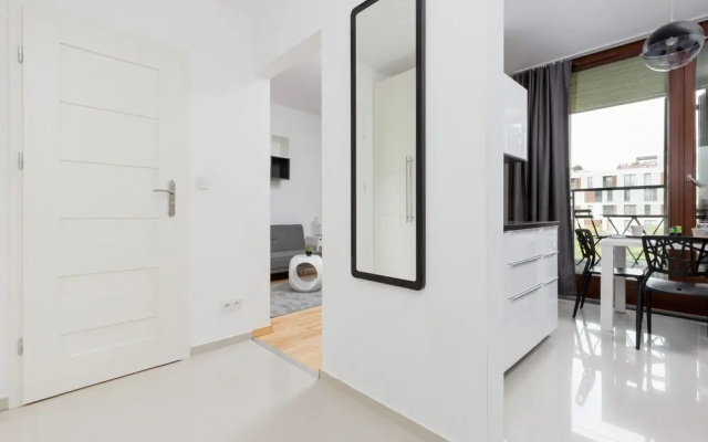 Studio Kolejowa Warsaw by Renters