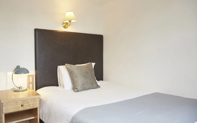 White Hart Hotel by Greene King Inns