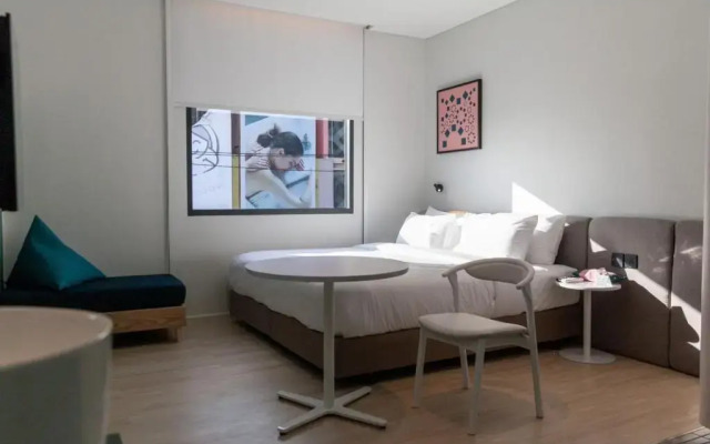 GO Hotel Chonburi at Central Chonburi