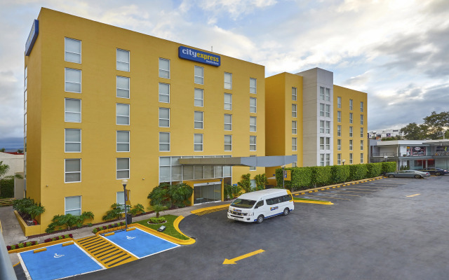 City Express by Marriott San Luis Potosi Zona Universitaria