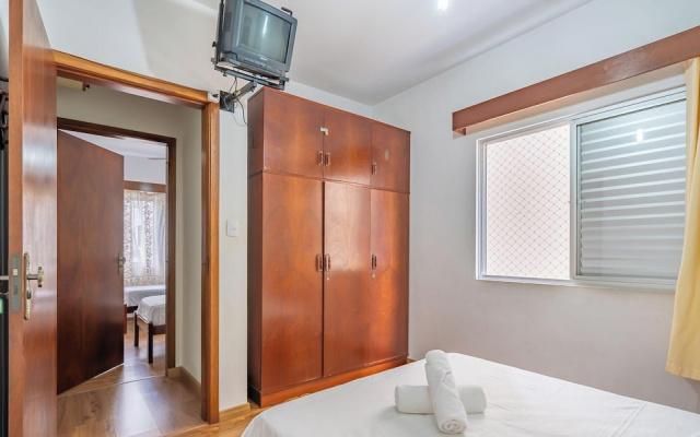 Apartment in BC Center With Side sea View Erz0502