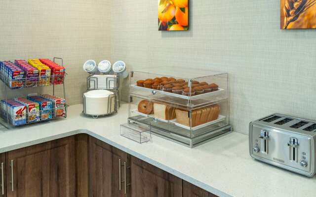 Comfort Inn and Suites