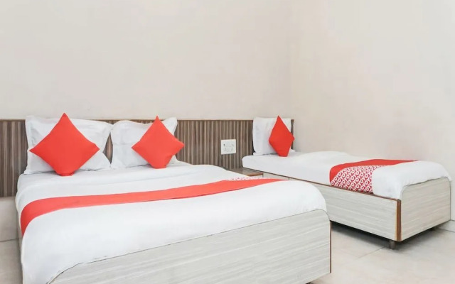 Suraj Residency by OYO Rooms